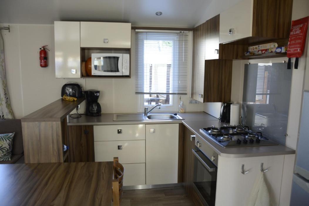 MOBILHOME 6/8 Personnes 3Ch LA RESERVE **** Gastes Extérieur photo